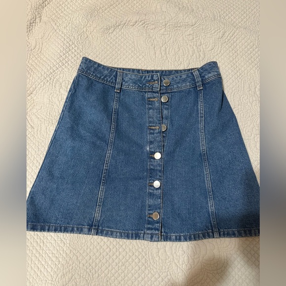 Divided Dresses & Skirts - Divided jeans skirt with front buttons